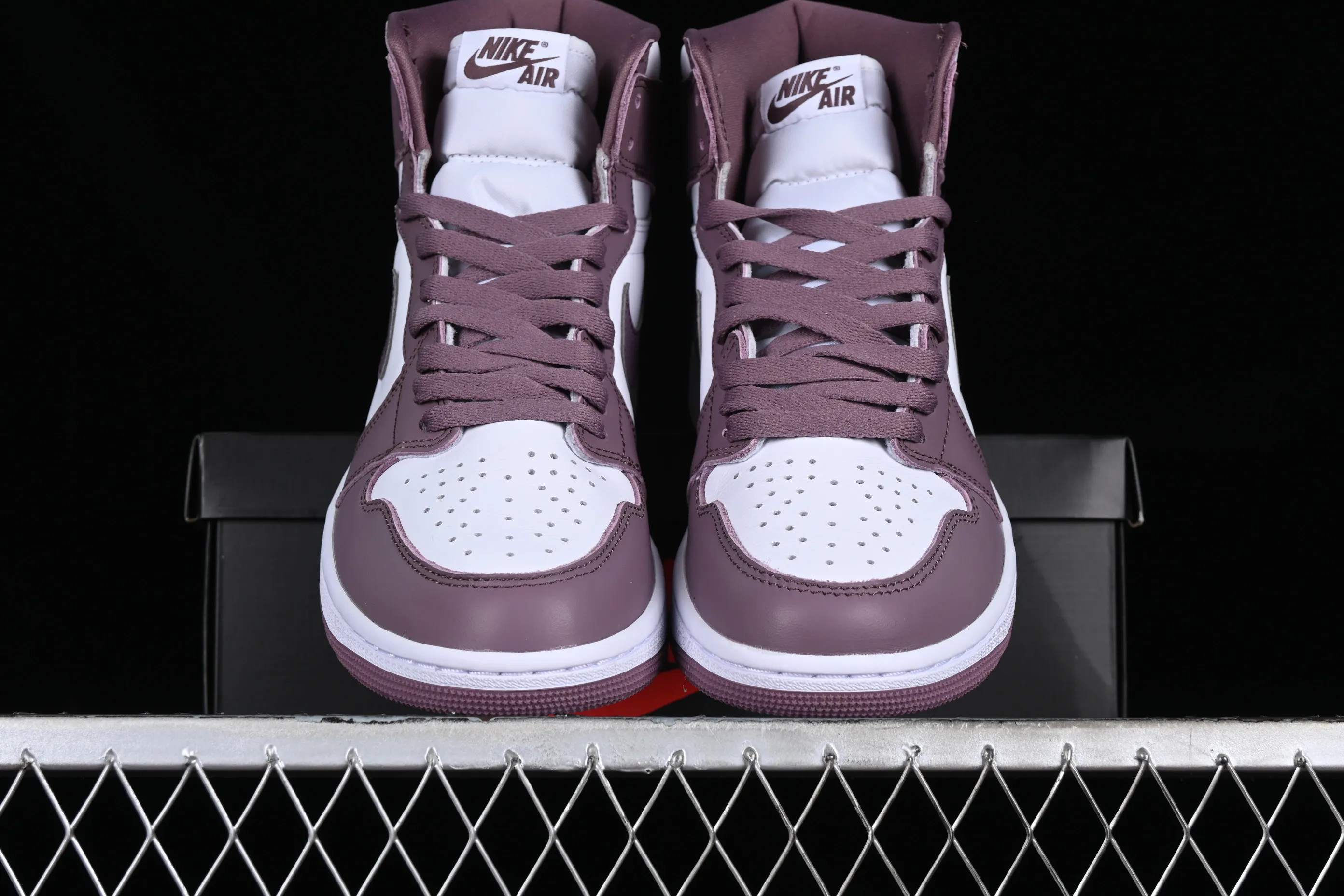 All categories Air Jordan Jordan series basketball shoes Air Jordan 1 High pure original Air Jordan 1 Retro High "Sky J Mauve" AJ1 Joe 1 violet color DZ5485-105